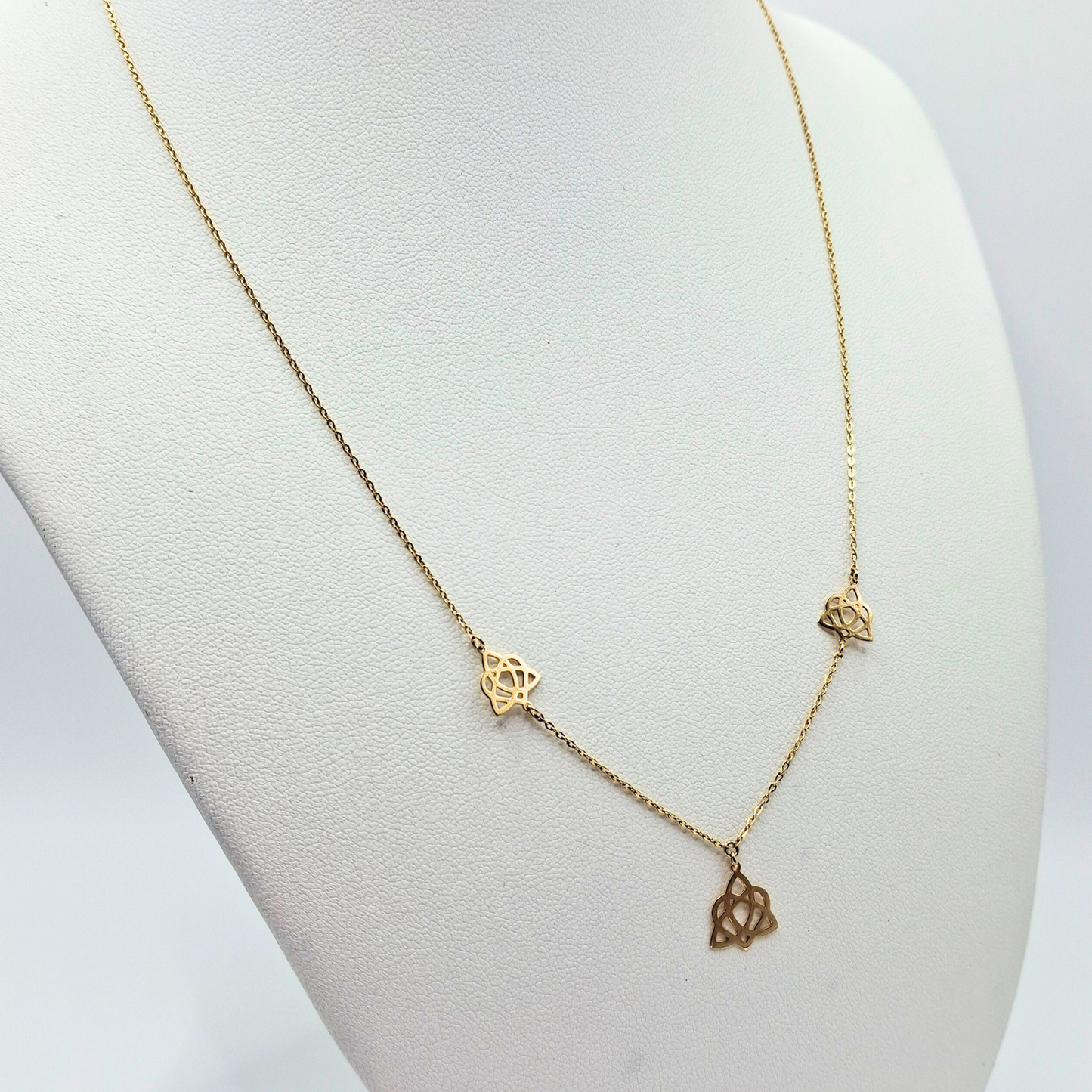 Collar modelo nudo de bruja oro 18k, cadena forzatina 45 cm