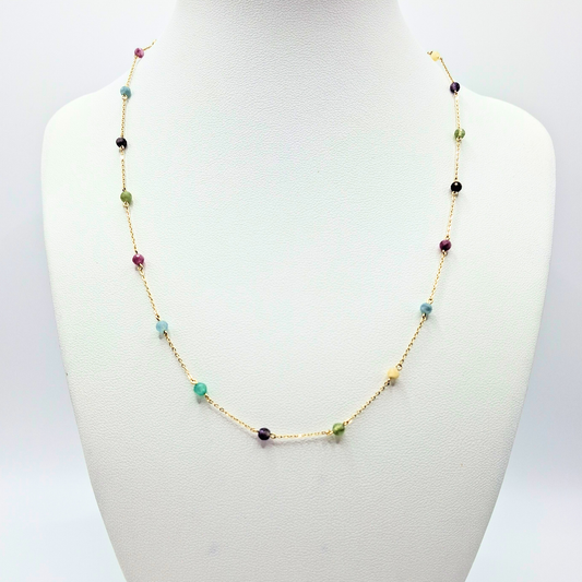 Collar modelo piedras naturales, oro 18k cadena forzatina