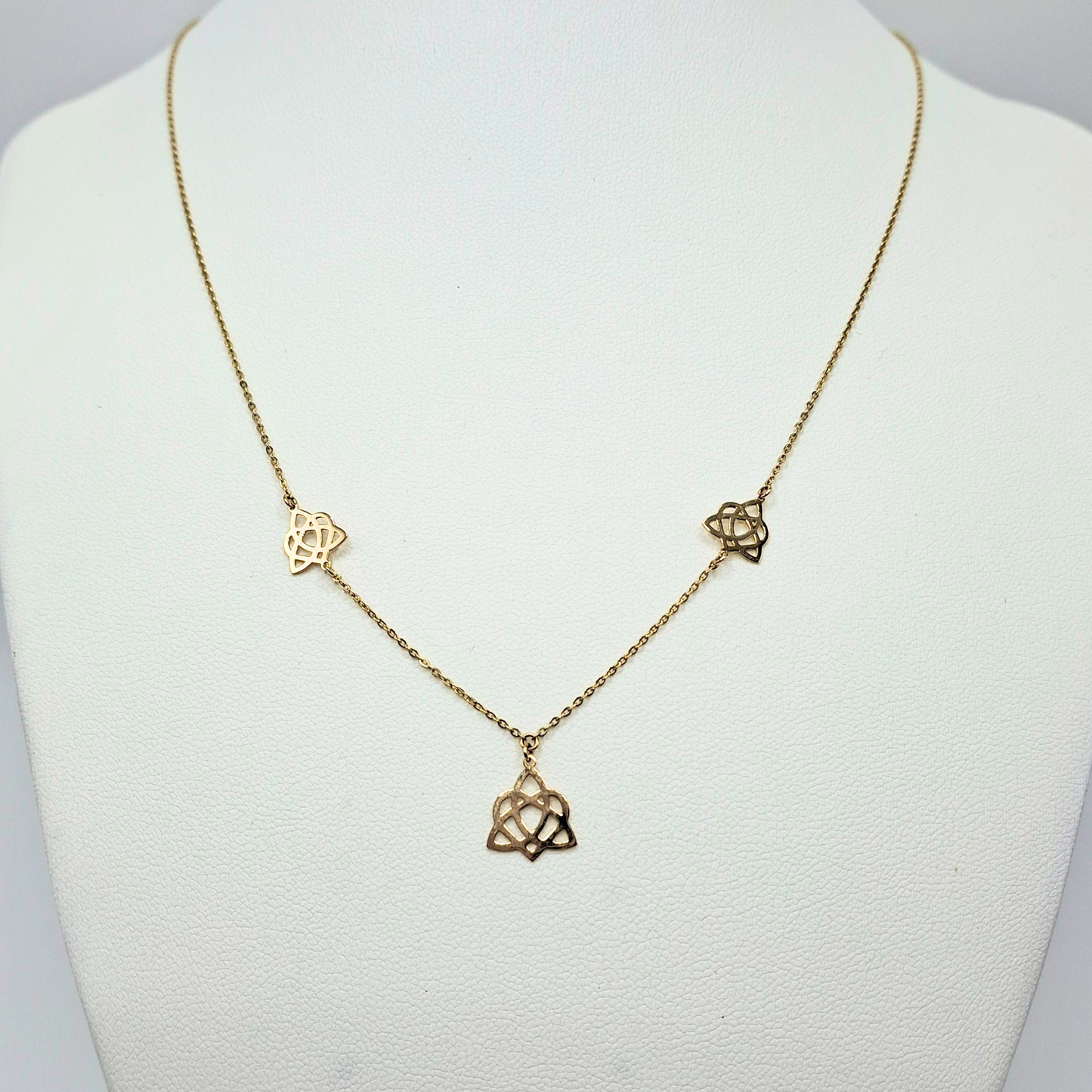 Collar modelo nudo de bruja oro 18k, cadena forzatina 45 cm