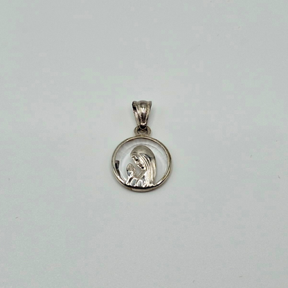 Medalla de virgen niña, cristal y plata circular