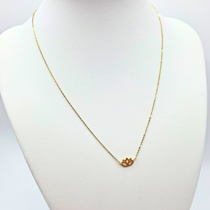 Collar modelo Flor de loto oro 18k, cadena forzatina 40 cm