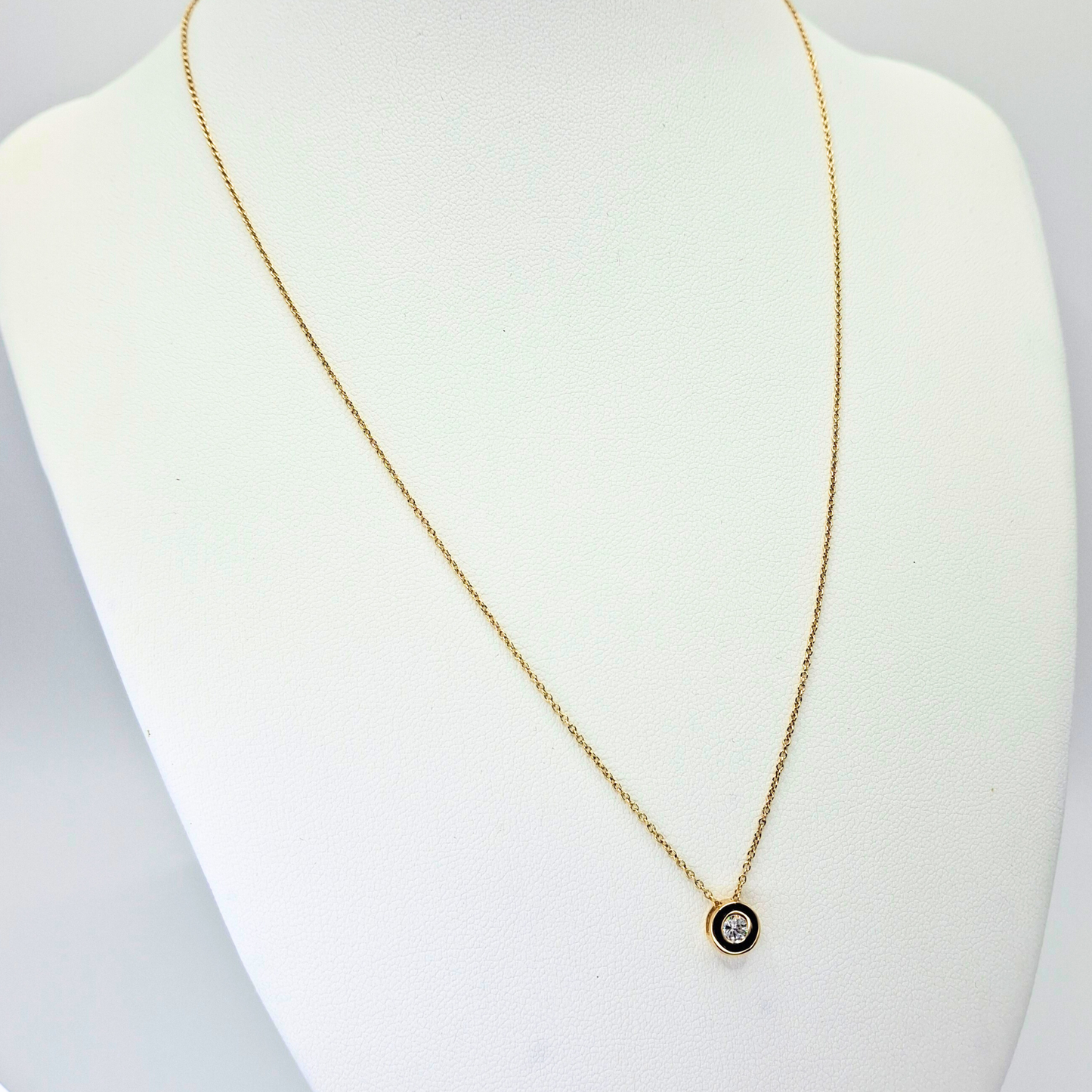 Collar punto de luz, oro italiano 18k