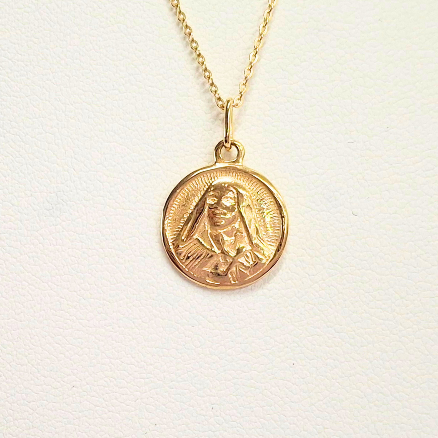 Collar medalla virgen, oro italiano 18k