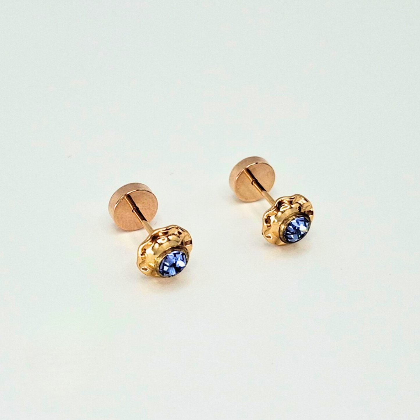 Aros abridores para bebé y niña laminados en oro de 20k modelo piedra de circón M