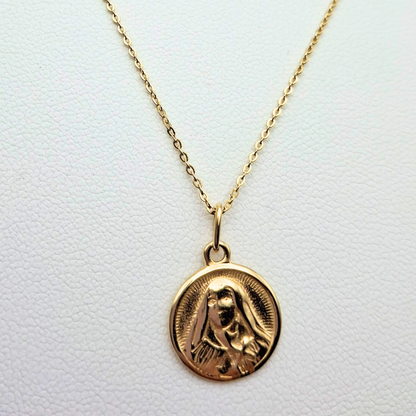 Collar medalla virgen, oro italiano 18k